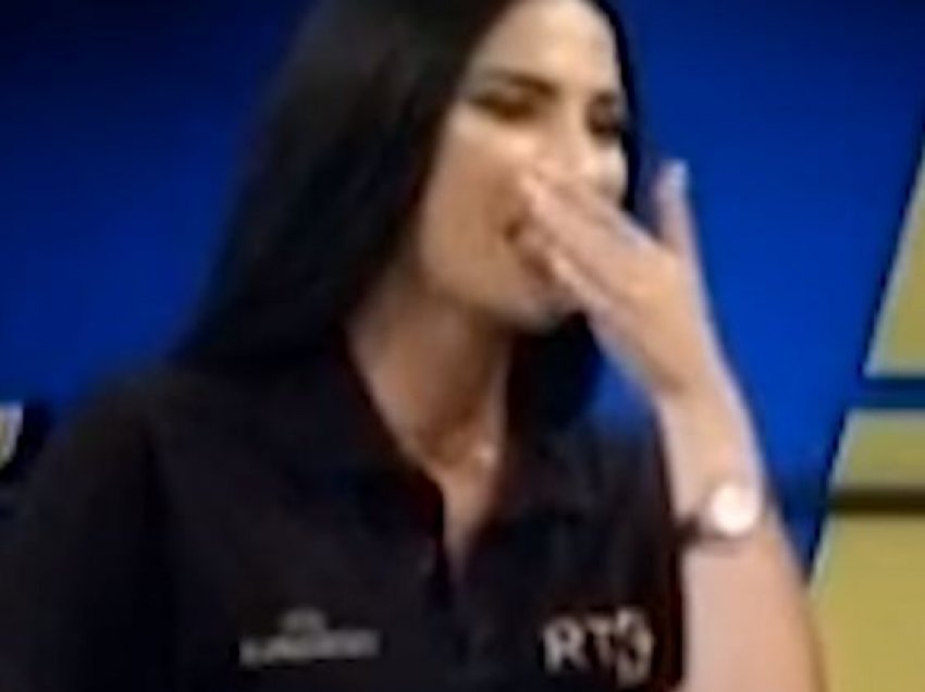 “Po na mungon shumë”, gazetarja e RTK-së shpërthen në lot kur përshëndetet me kolegun e saj
