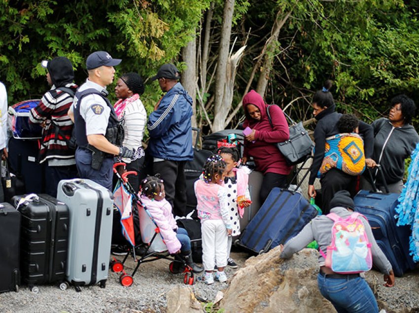Kanadaja zotohet të pranojë gati dyfishin e personave që kanë marrë statusin e refugjatit