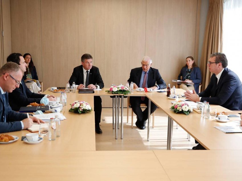 Dialogu, Kurti dhe Vuçiçi do të takohen në Bruksel, zbulohen detaje rreth agjendës