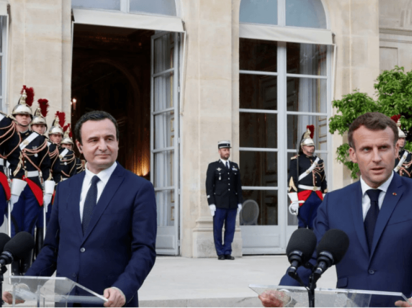 Kryeministri Kurti tregon dhuratën e veçantë që ia dhuroi presidenti francez