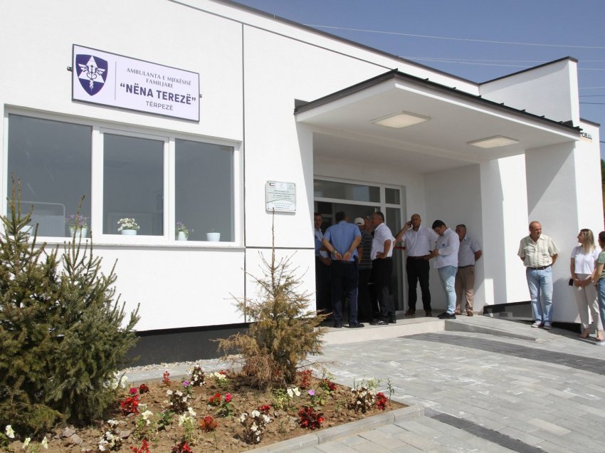 U inaugurua ambulanca e fshatit Tërpezë