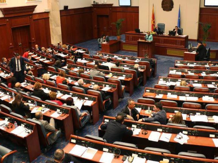 Kuvendi verifikon mandatin e deputetes së re