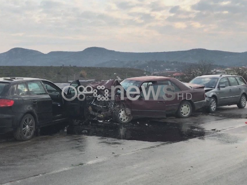 I përfshirë në aksidentin tragjik të Rrogozhinës, arrestohet shoferi i makinës së tretë