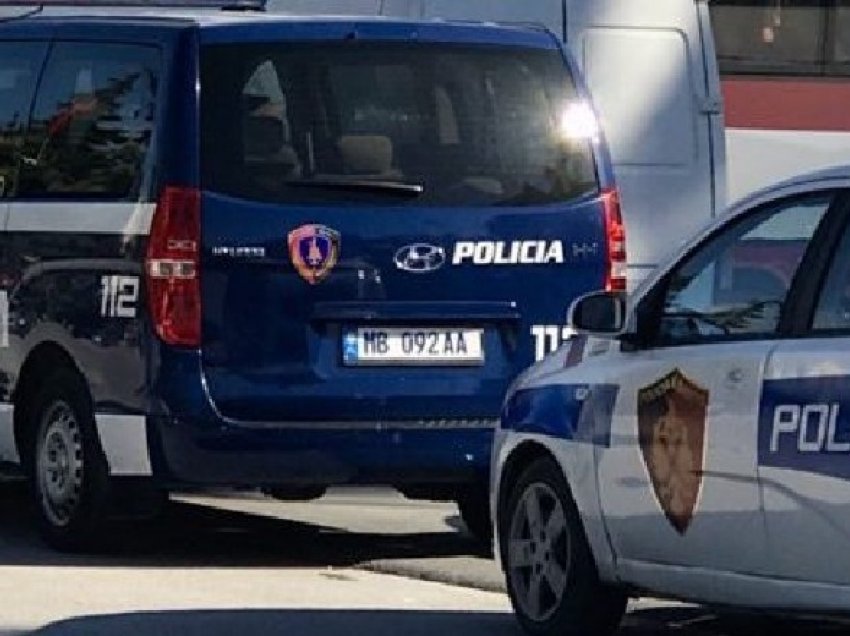 Vjedhje dhe drejtim automjeti në gjendje të dehur, dy të arrestuar në Durrës