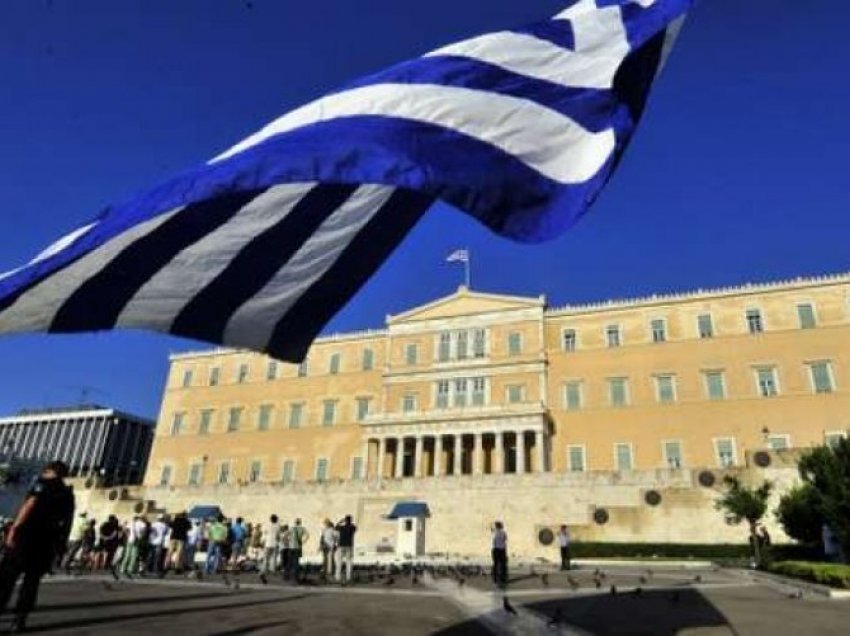 Greqia ndërton gardh 26 km për të penguar klandestinët nga lindja