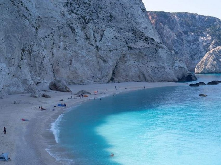 Sezoni turistik hapet më 14 maj/ Greqia shpreson të presë sërish turistë të huaj