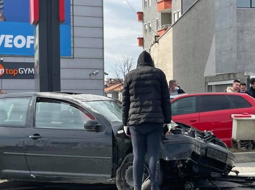Policia jep detaje për aksidentin në rrugën Prishtinë-Ferizaj, 4 të lënduar