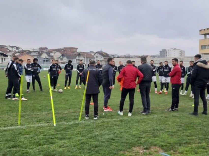 Munishi nis punën te SC Gjilani, prezantohet para lojtarëve