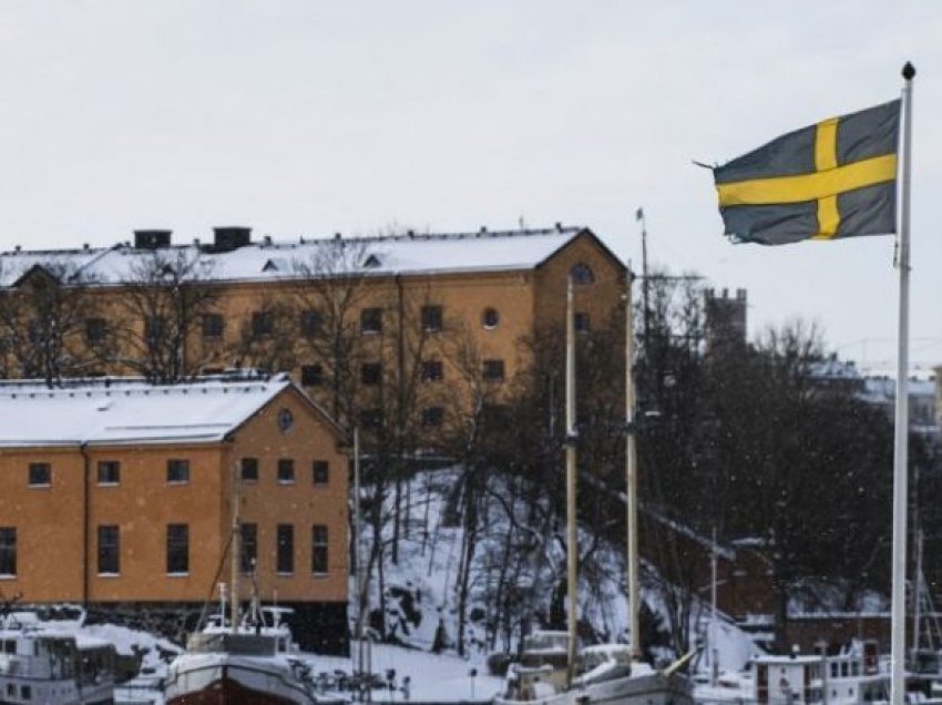 Digjet një shkollë islame në Suedi