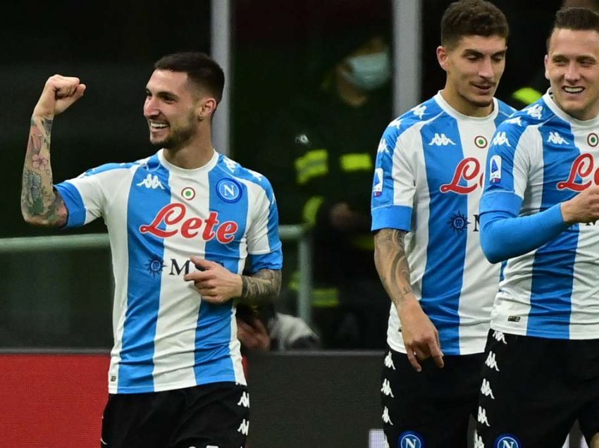Milani larg titullit, Napoli e 'ngrinë' Napolin