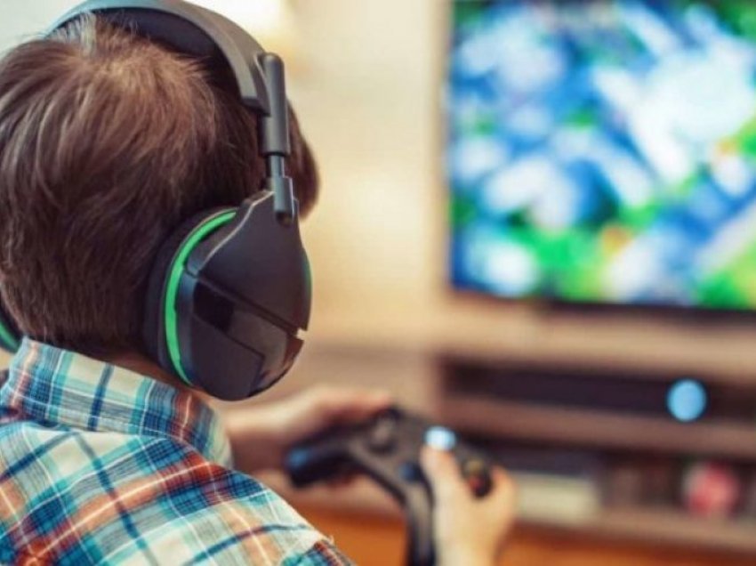 Berat: Si e çoi loja luftash në internet 13-vjeçarin, në kthetrat e pedofilit