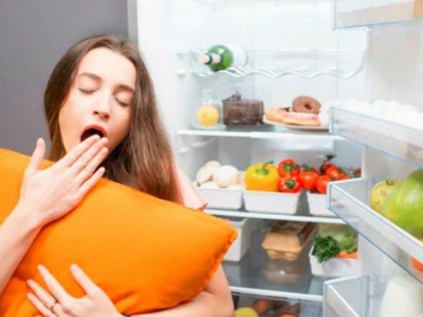 8 ushqime që mund t'i hani para gjumit, ndihmojnë të humbni në peshë
