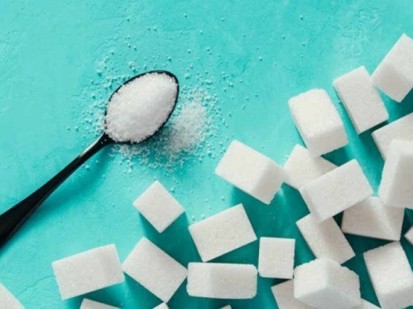 Pesë trajtimet me sheqer për lëkurë të shëndetshme
