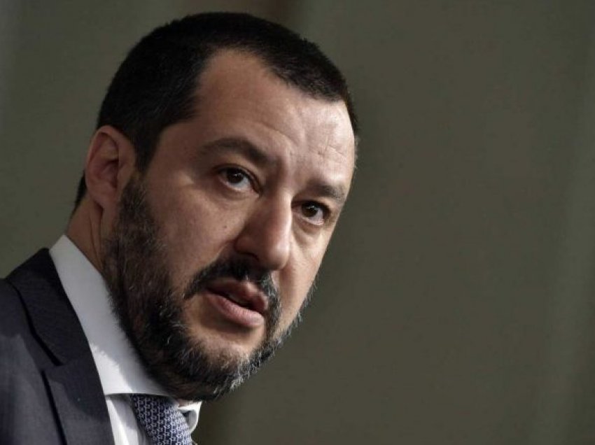 Kallëzim penal ndaj ish-ministrit të brendshëm italian, mund të dënohet deri 15 vjet burg