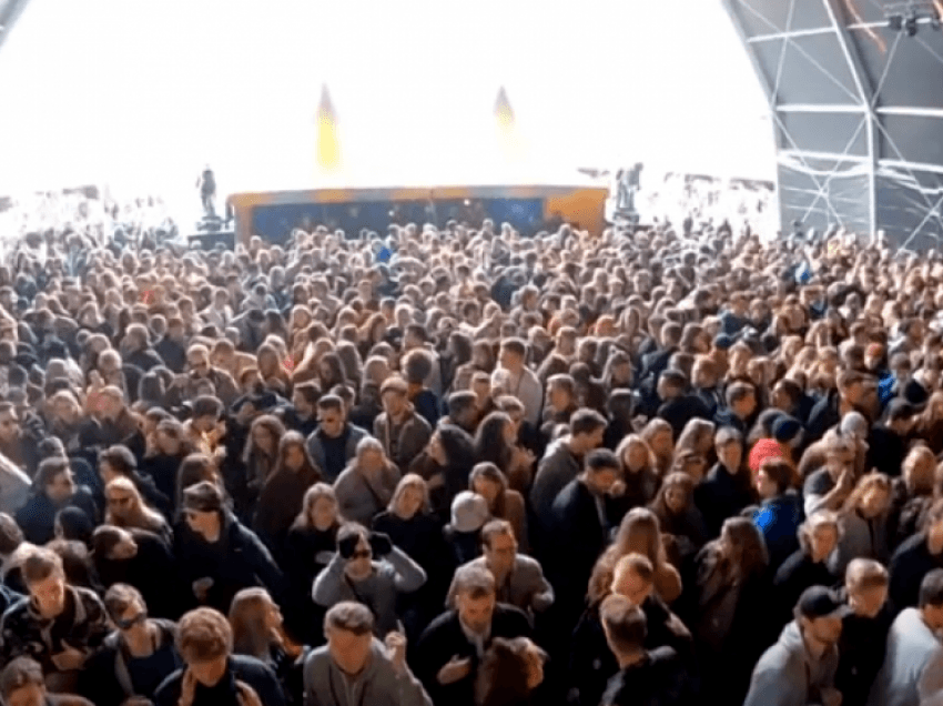 Holanda eksperimenton me një festival me shumë njerëz në kohë pandemie