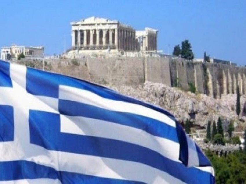​Greqia heq kufizimet në fluturimet nga Shqipëria, Turqia dhe Maqedonia Veriore