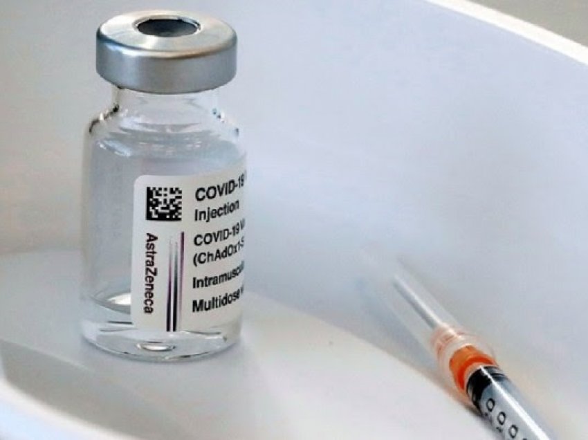 ​EMA do të hetojë më tej rastet e mpiksjes së gjakut dhe vaksinën AstraZeneca