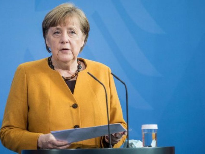 Merkel dënon Bjellorusinë për trajtimin e refugjatëve
