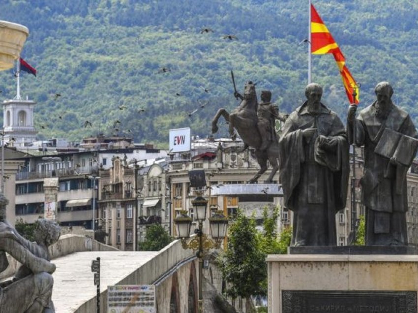 Ndodh në Maqedoni, ish kryetari i komunës blen dyqan 500 mijë euro, pa paguar asnjë denarë 