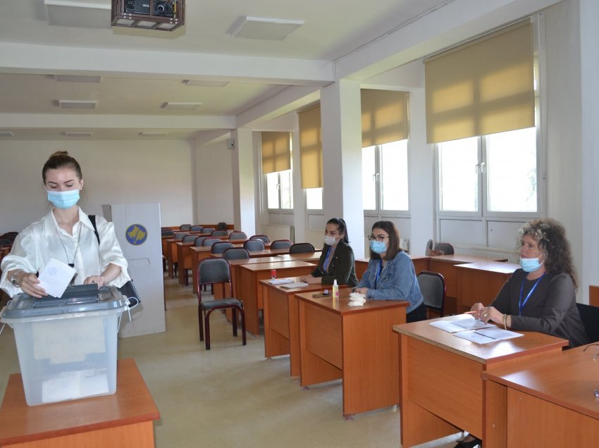 U mbajtën zgjedhjet e studentëve në Universitetin Publik “Kadri Zeka” në Gjilan