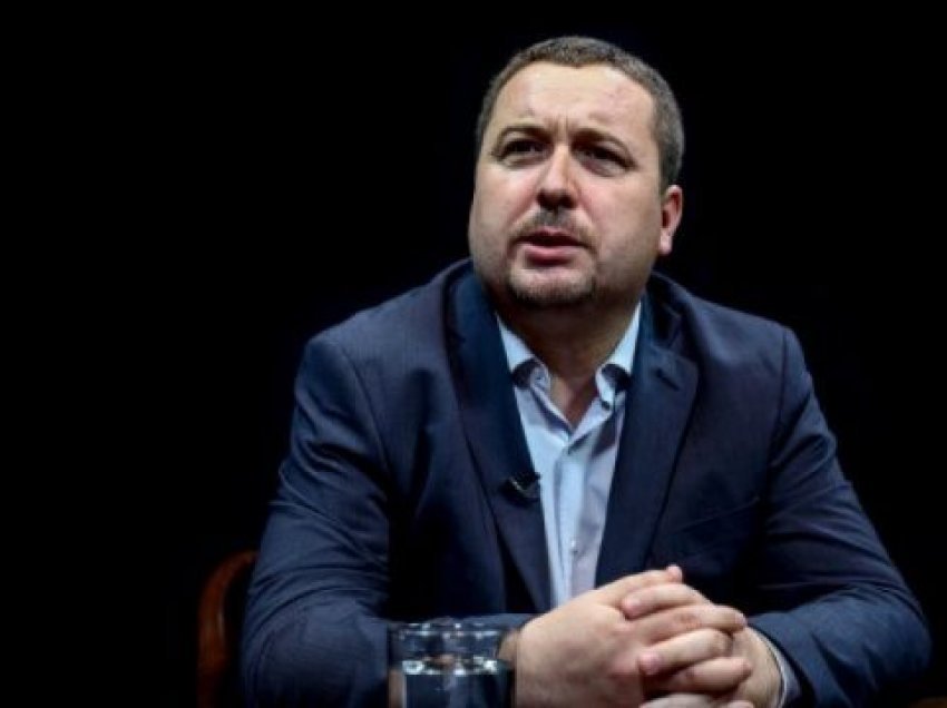 Blerim Latifi: Kurtin më shumë do ta shohim në Bruksel e Uashington se në Kosovë
