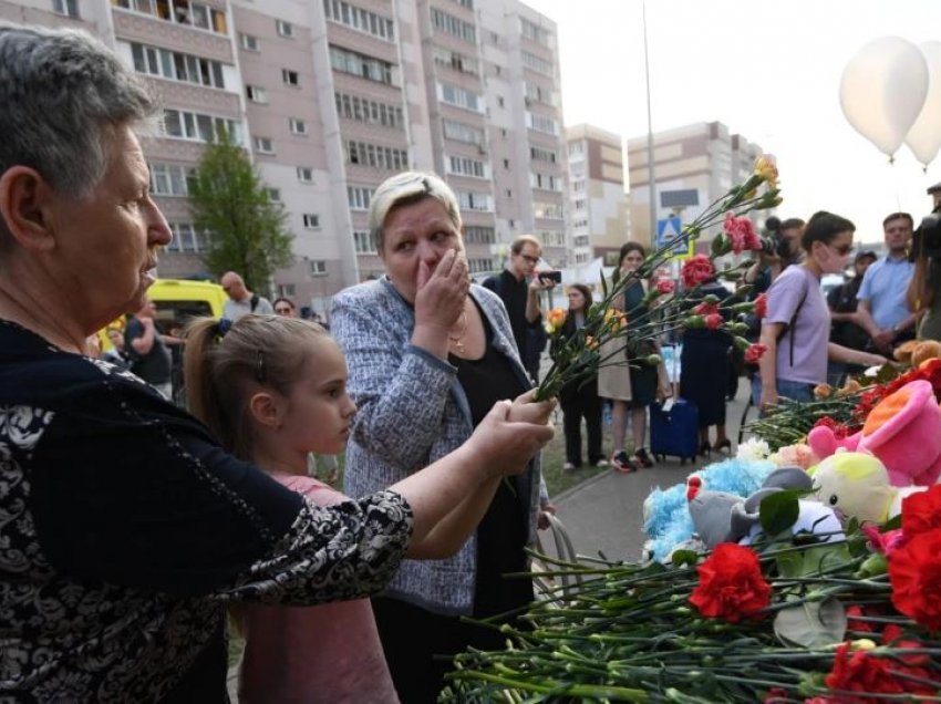 Rel: Shtatë fëmijë në mesin e viktimave të sulmit në shkollën ruse