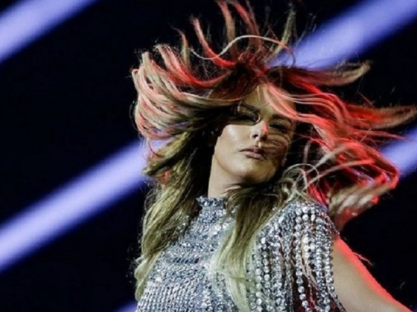​“Beyonce shqiptare”, Anxhela Peristerin e krahasojnë me këngëtaren e famshme