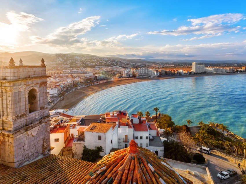 45 milionë turistë do të vizitojnë Spanjën
