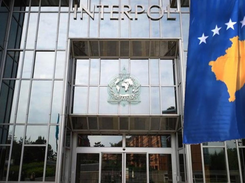 Konfiskimi i drogës në Lipjan dhe kërkesa e Vjosa Osmanit, sa janë shanset për anëtarësim në Interpol