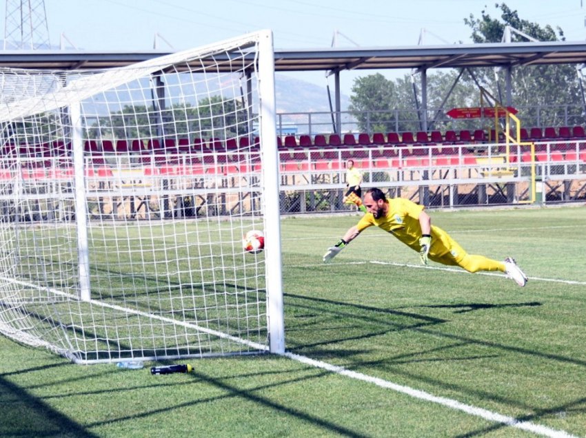 Çmenduri, gol nga rreth 70 metra, shtangët portieri i skuadrës shqiptare