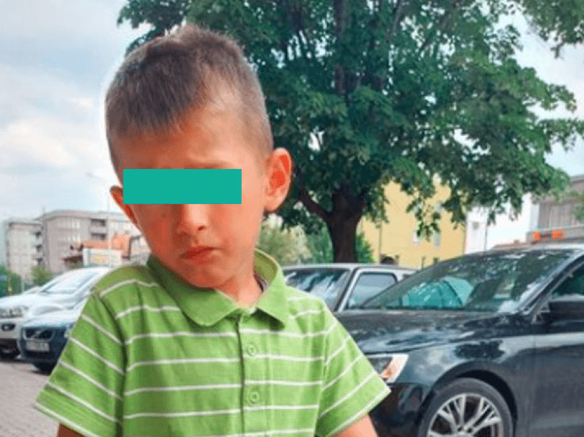 Qytetari gjen një fëmijë të humbur në Fushë Kosovë, kërkon prindërit e tij që të shkojnë ta marrin