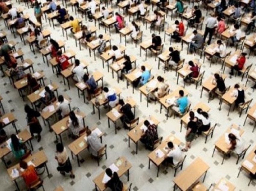 Mbi 26 mijë nxënës të klasave të nënta sot i nënshtrohen testit të arritshmërisë