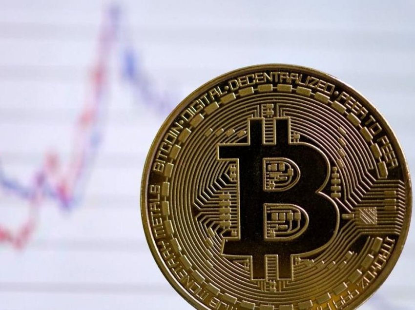 Bitcoin ka pësuar humbjet më të mëdha në 10 vjetët e fundit