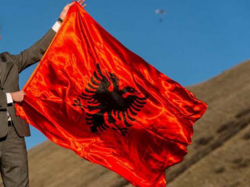 Shqiptarët gjatë pluralizmit në Mal të Zi