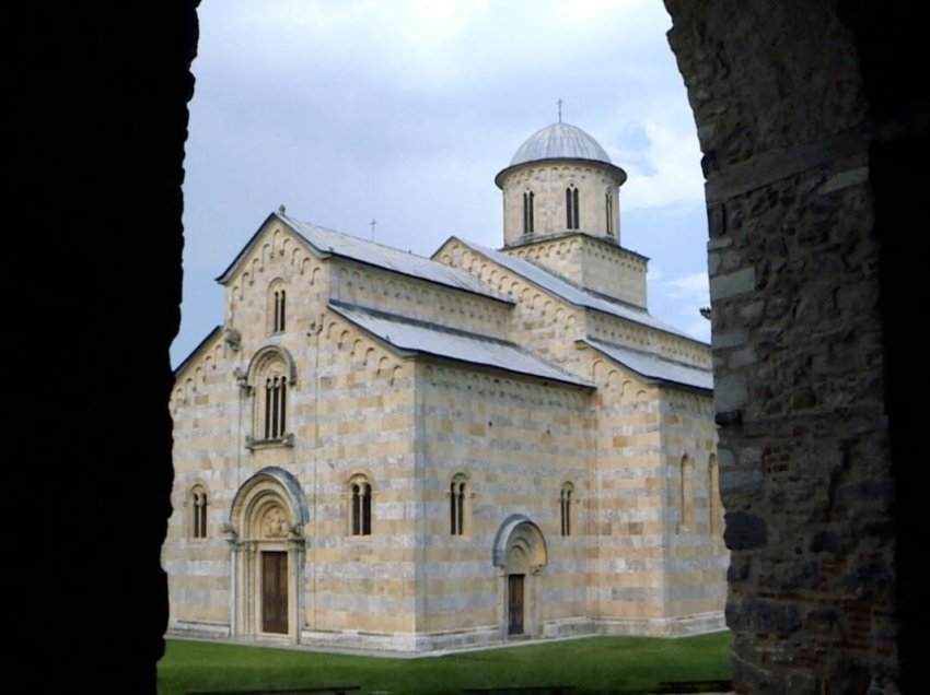 Saga juridike e Manastirit të Deçanit
