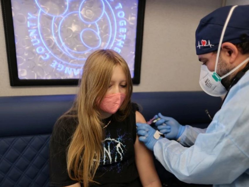 Vaksina kundër HPV-së redukton rrezikun e kancerit të qafës së mitrës