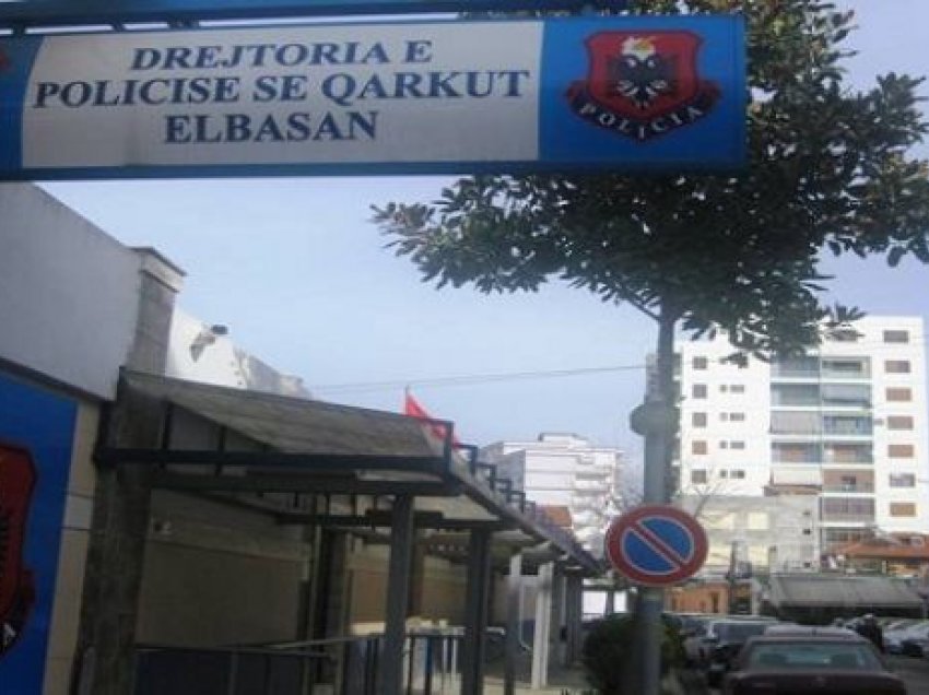 I kërkoji 7 mijë euro një shtetasi me pretekstin për ta ndihmuar, arrestohet oficeri në Elbasan
