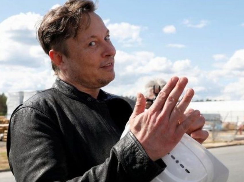 Sondazhi në Twitter i bën thirrje Elon Musk të shesë 10% të aksioneve në Tesla