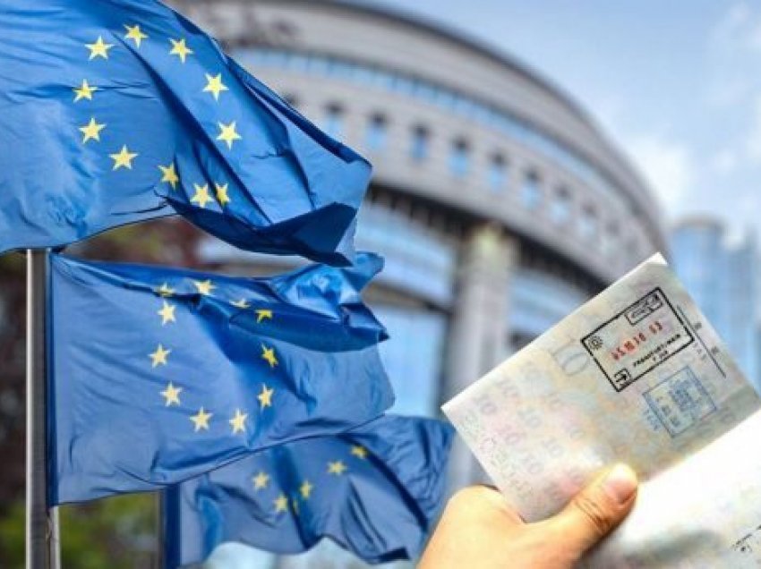Një vizë sa një rrogë/Kosova vazhdon të jetë e bllokuar nga BE