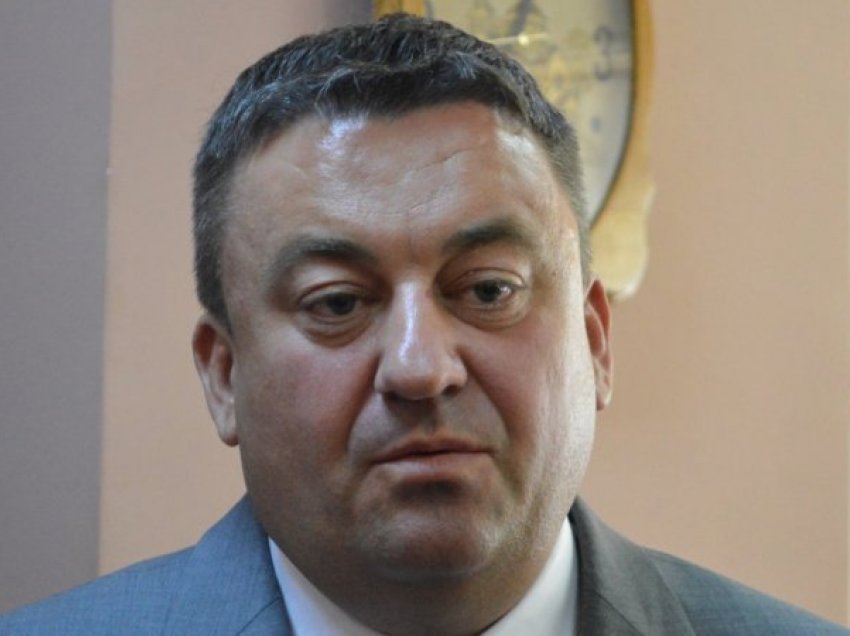 Është i dënuar me dy vite burg, Todosijeviq vazhdon të jetë deputet