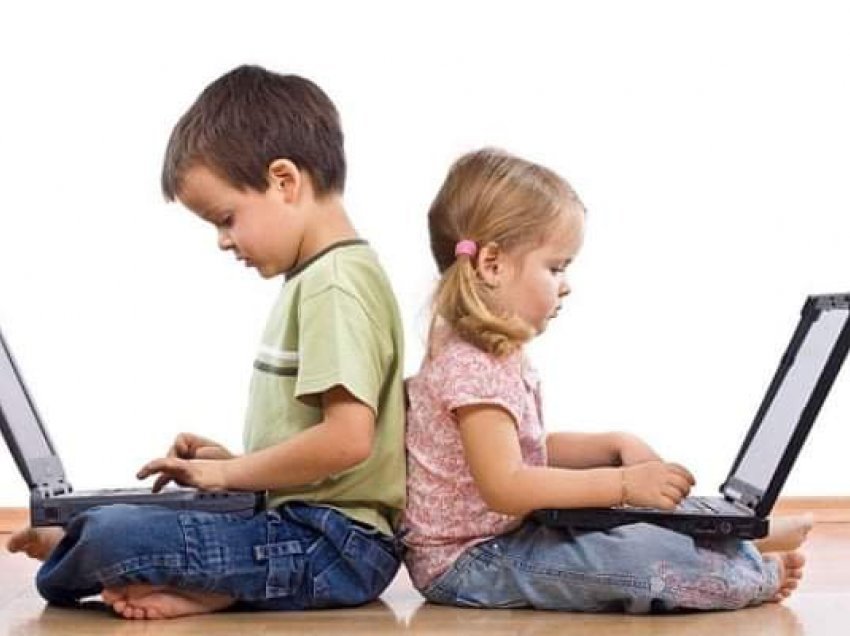 Ne, fëmijët dhe teknologjia smart