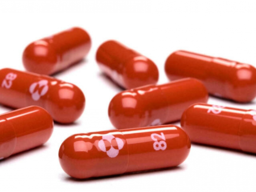 Grupi këshillues shëndetësor në SHBA mblidhet për të shqyrtuar pilulën Merck Covid