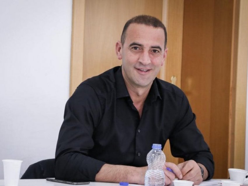 Daut Haradinaj fton kundërkandidatët në debat të hapur për kryeqytetin