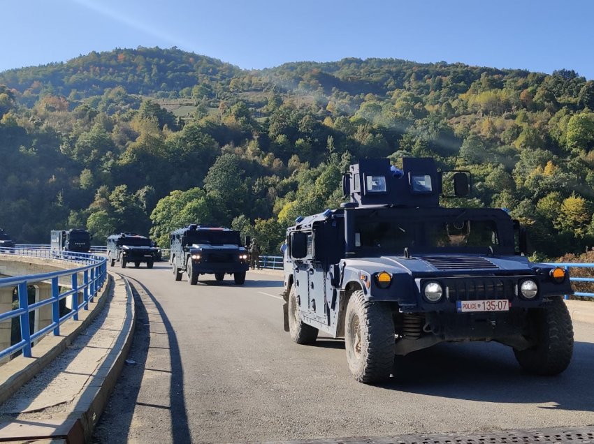Zhbllokohet veriu i Kosovës: Largohen protestuesit dhe Njësia Speciale, KFOR merr kontrollin