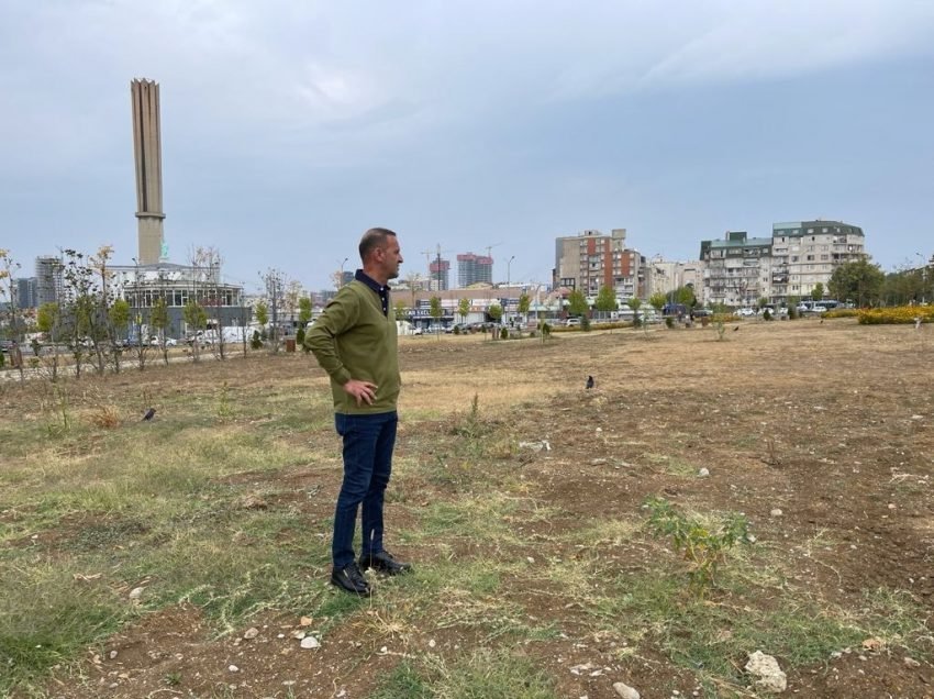 Daut Haradinaj planifikon hapjen e puseve të reja në Prishtinë për ujitje dhe larje të rrugëve