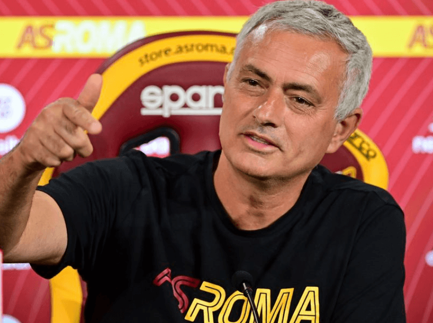 Mourinho: Dua të sjellë trofe te Roma