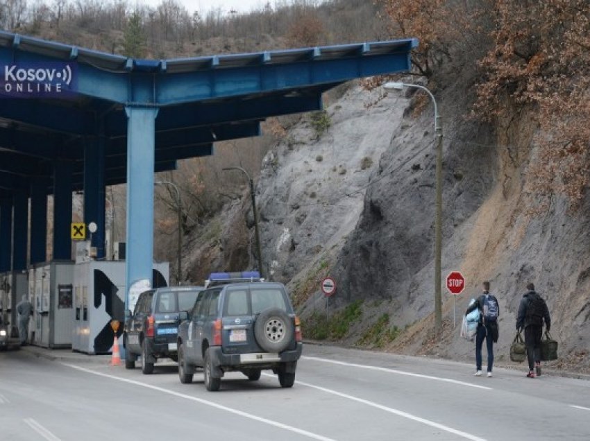 Lajmi i fundit: ​Sulmohen me granatë policët dhe doganierët në Jarinje