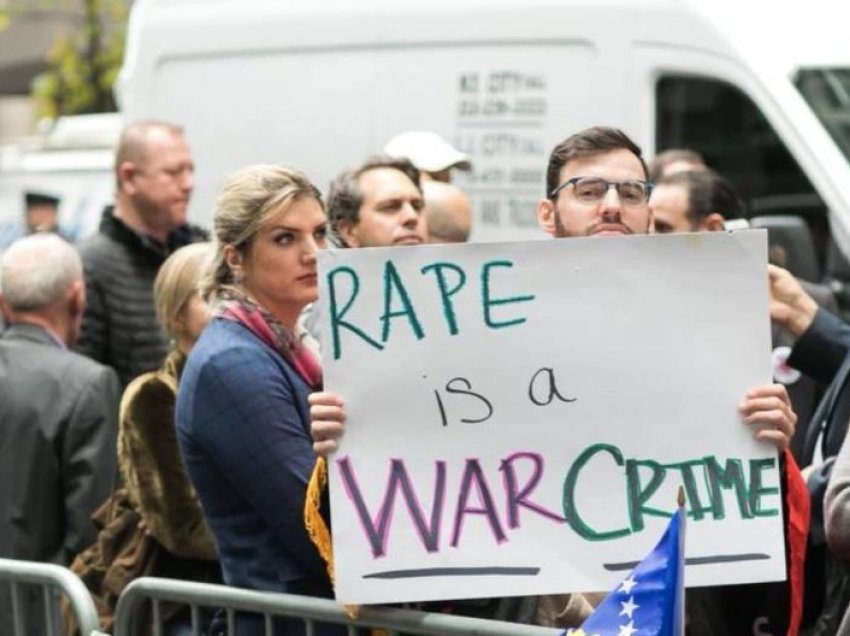 Marsh në Nju Jork për viktimat e dhunës seksuale në Kosovë