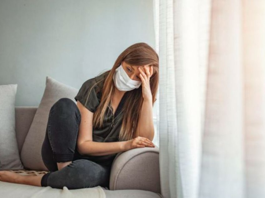 Gratë dhe të rinjtë më të prekurit nga depresioni për shkak të pandemisë