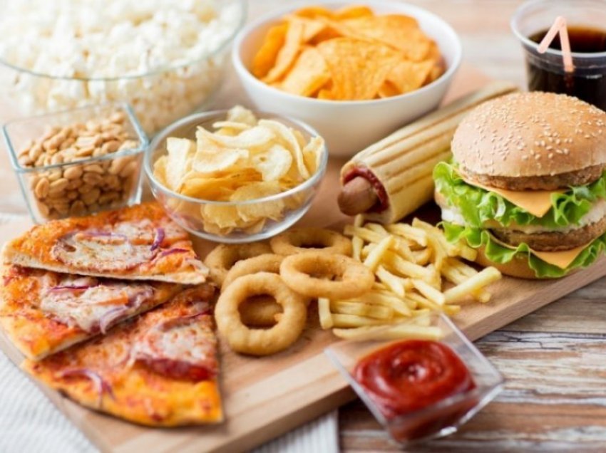 Pijet dhe ushqimi i yndyrshëm dëmtojnë pankreasin